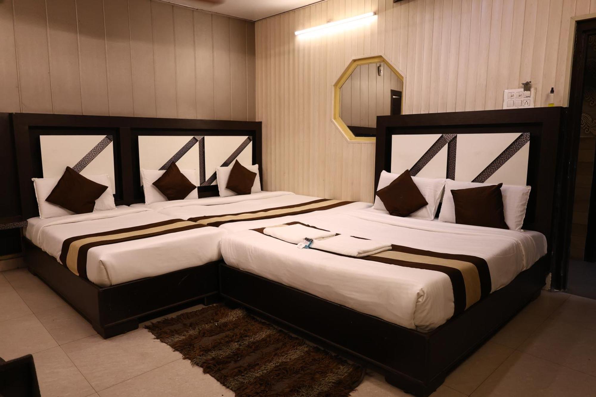 Hotel Pardesi Haridwar Bagian luar foto