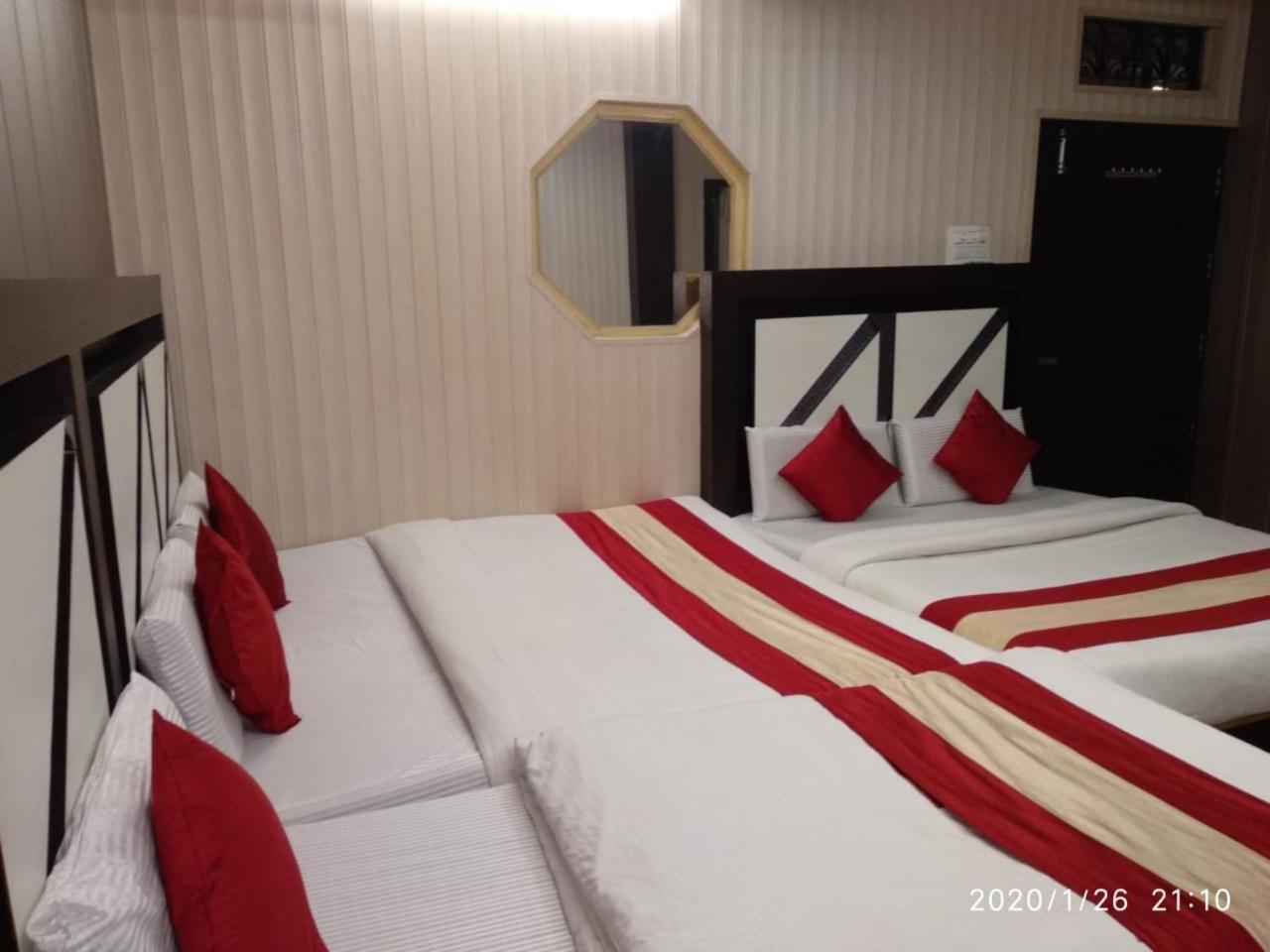 Hotel Pardesi Haridwar Bagian luar foto