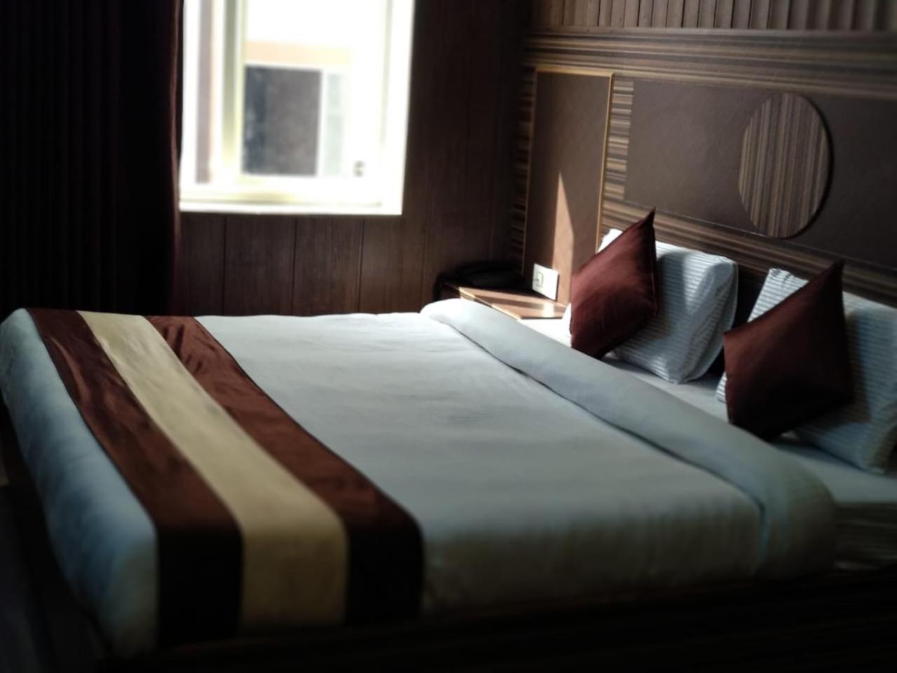 Hotel Pardesi Haridwar Bagian luar foto