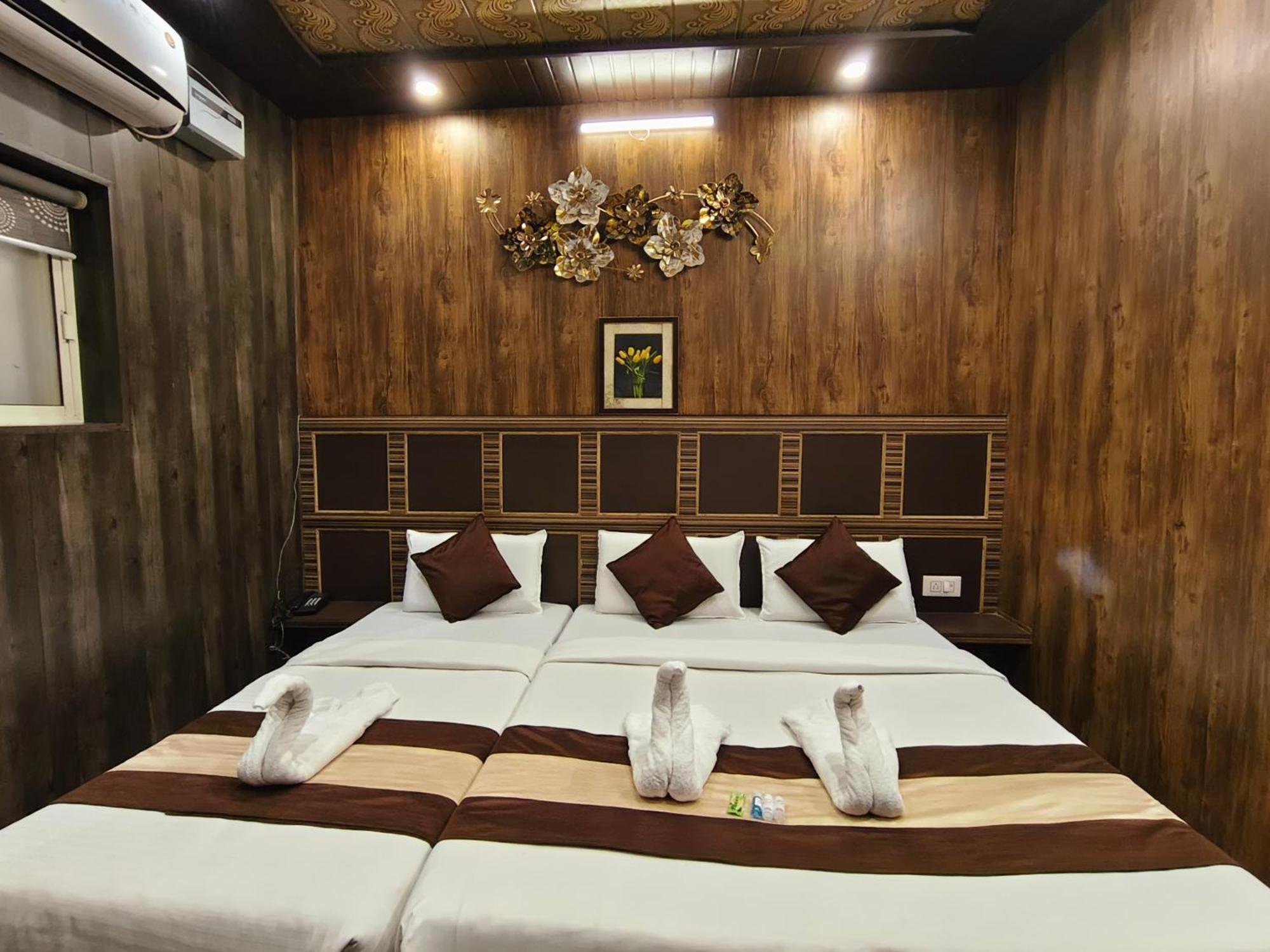 Hotel Pardesi Haridwar Bagian luar foto